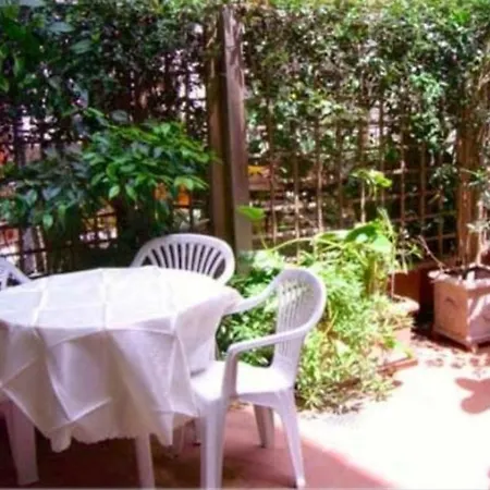 公寓 Pantheon, Campo De Fiori Mini Garden *