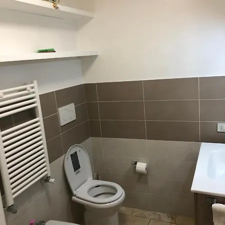 Appartement Portico Di Ottavia Prime Location With Internal Courtyard