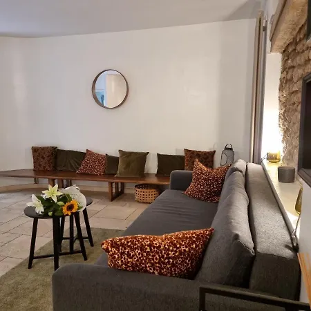 Portico Di Ottavia Prime Location With Internal Courtyard * Rzym