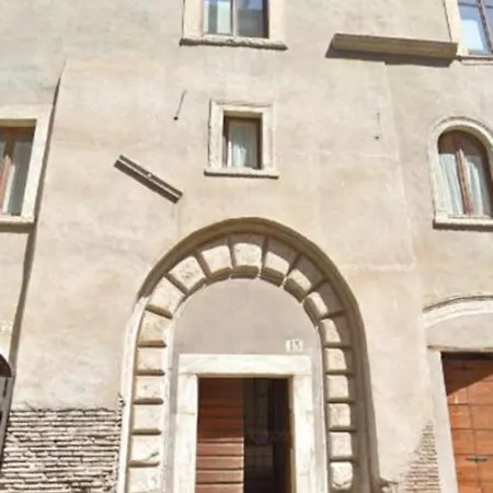 Apartament Portico Di Ottavia Prime Location With Internal Courtyard Rzym