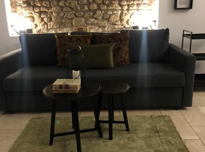 Pantheon, Campo De Fiori Mini Garden *