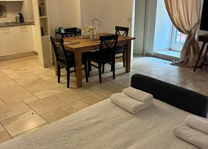 Pantheon, Campo De Fiori Mini Garden Appartement *