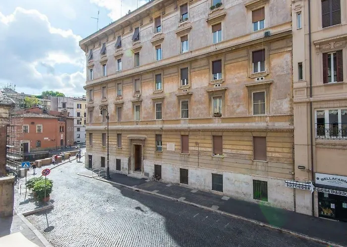Appartement Pantheon, Campo De Fiori Mini Garden Rome
